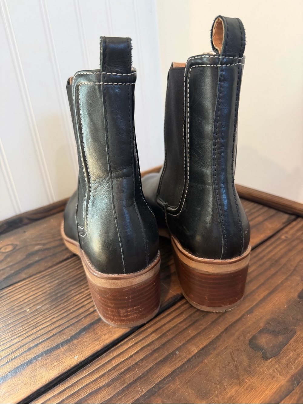 Joie Chelsea Black Leather Pull-On Stretch Ankle Boots - Picture 4 of 7